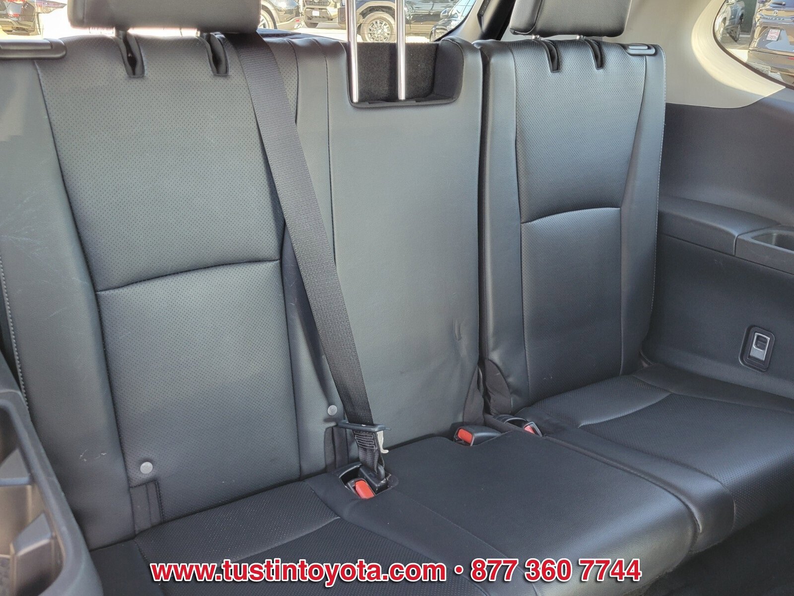 Used 2024 Toyota Grand Highlander Limited image 12