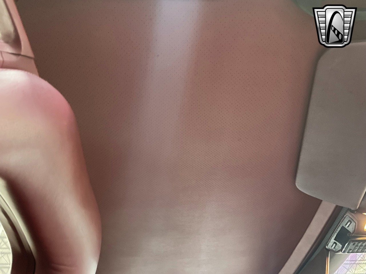 Used 1989 Cadillac Allante image 27