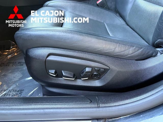 Used 2015 BMW 750Li w/ M Sport Edition image 11