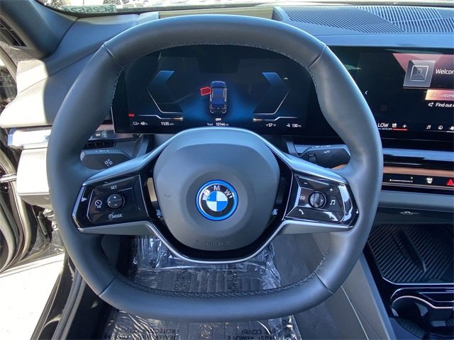 Certified 2025 BMW i5 eDrive40i w/ Premium Package image 25