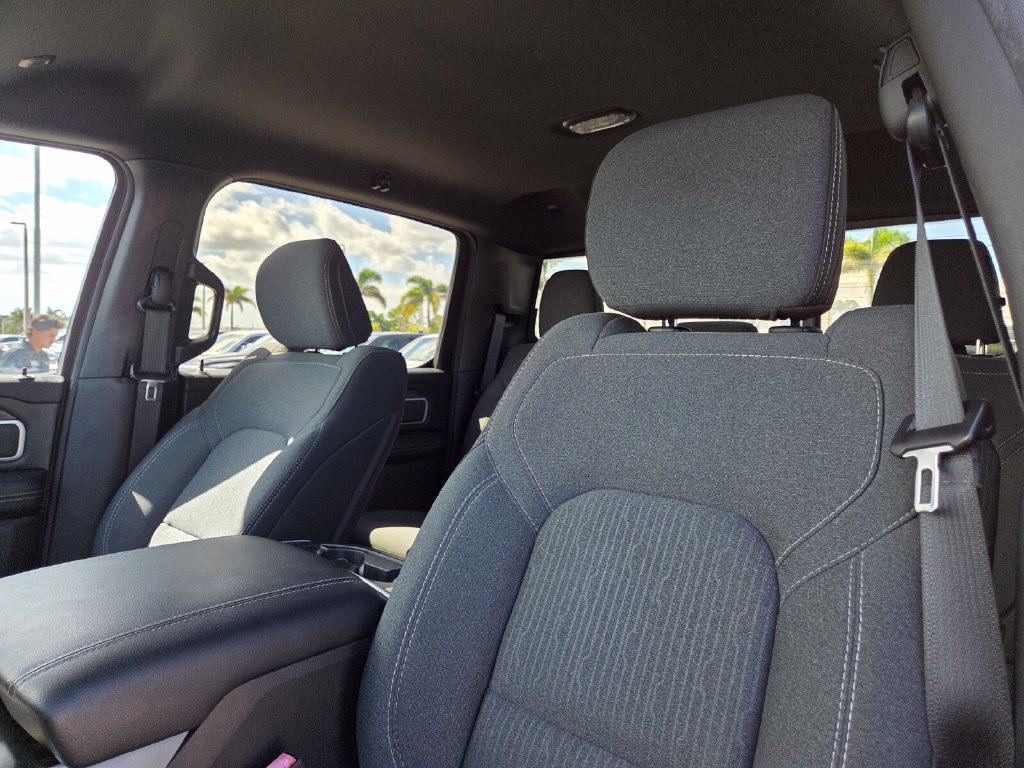 Used 2020 RAM 1500 Big Horn RWD image 26
