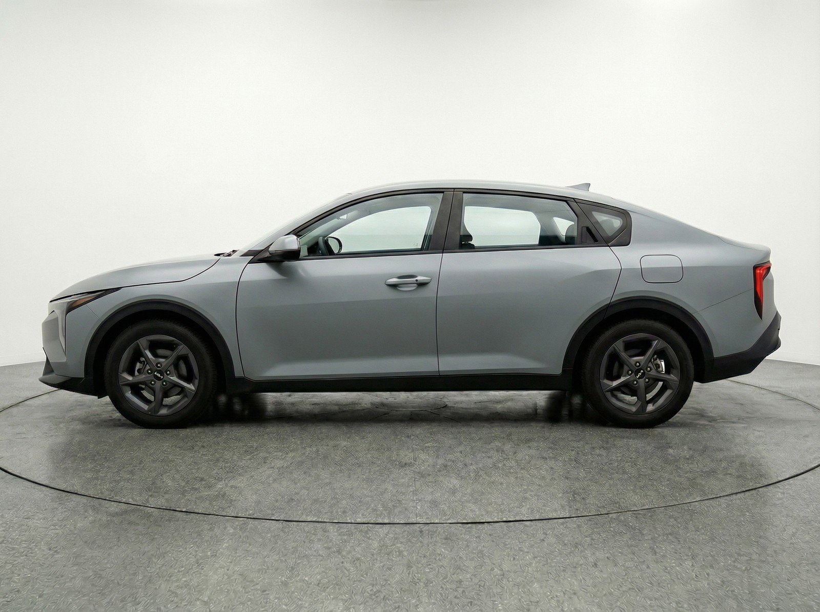 Used 2025 Kia K4 FWD image 5