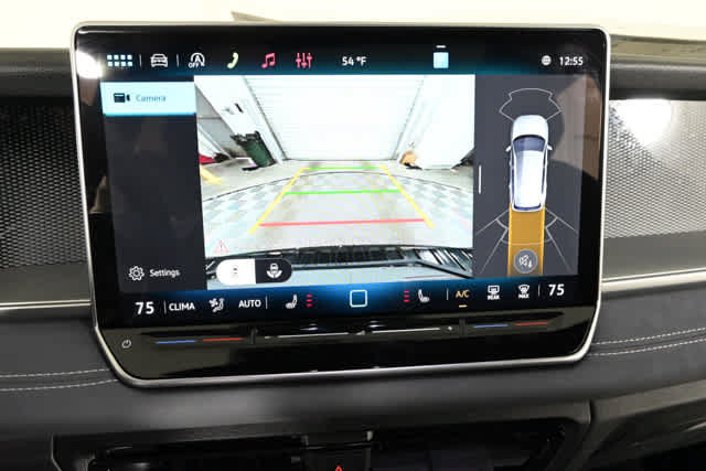 New 2026 Volkswagen Tiguan SE R-Line FWD image 5