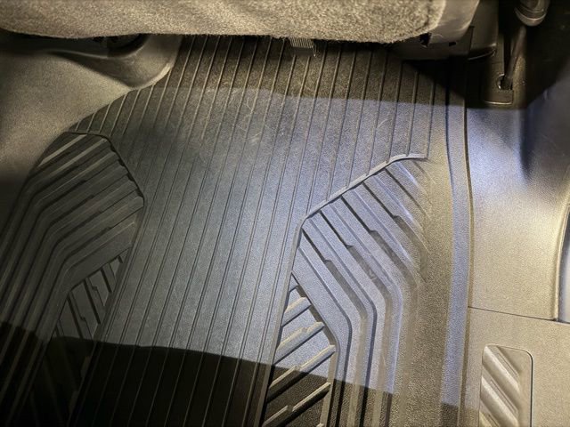 Used 2021 Chevrolet Silverado 1500 LT w/ All Star Edition Plus image 24