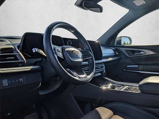 Used 2024 Chevrolet Traverse LT AWD/4WD image 9