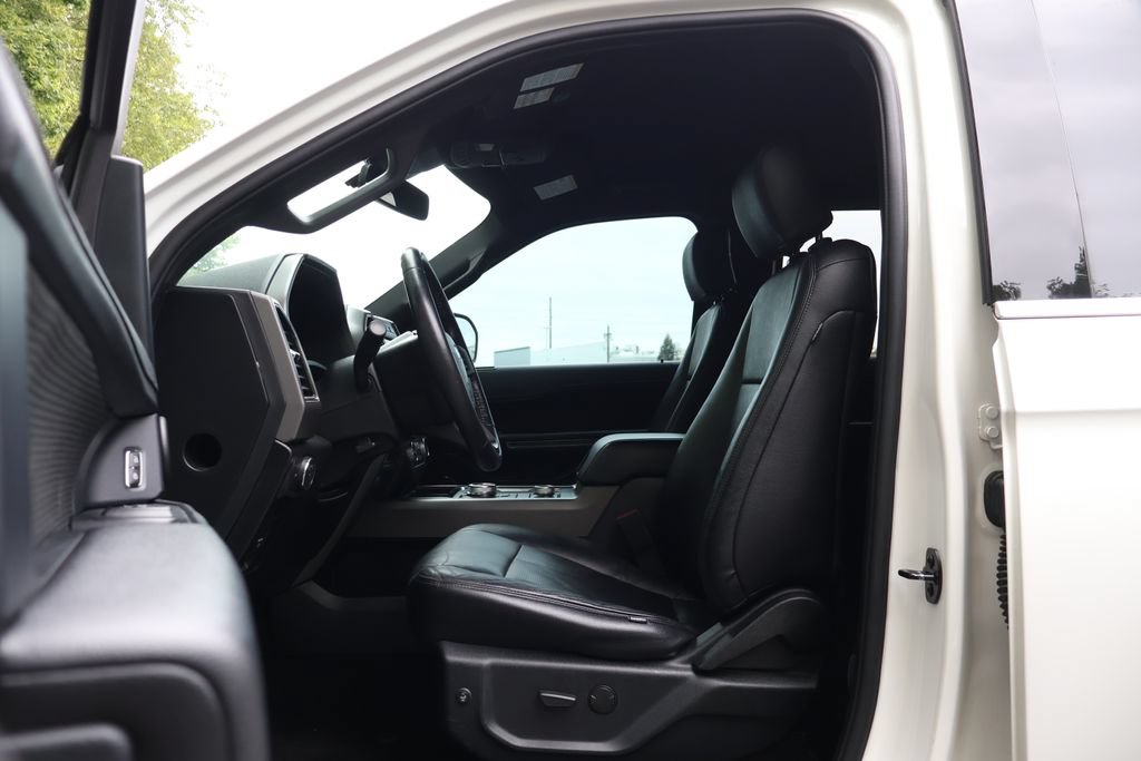 Used 2020 Ford Expedition XLT AWD/4WD image 36