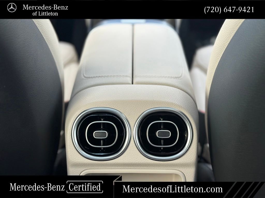 Certified 2025 Mercedes-Benz C 300 4MATIC Sedan image 24