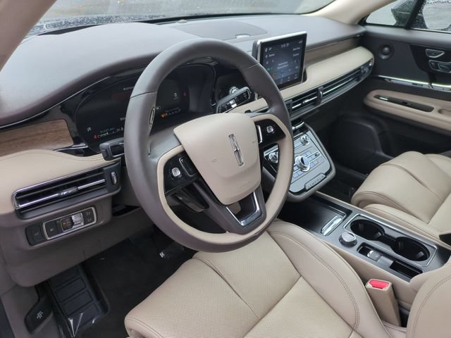 Used 2022 Lincoln Corsair Reserve w/ Equipment Group 201A AWD/4WD image 16