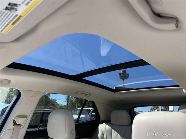 Used 2021 Buick Envision Avenir image 34