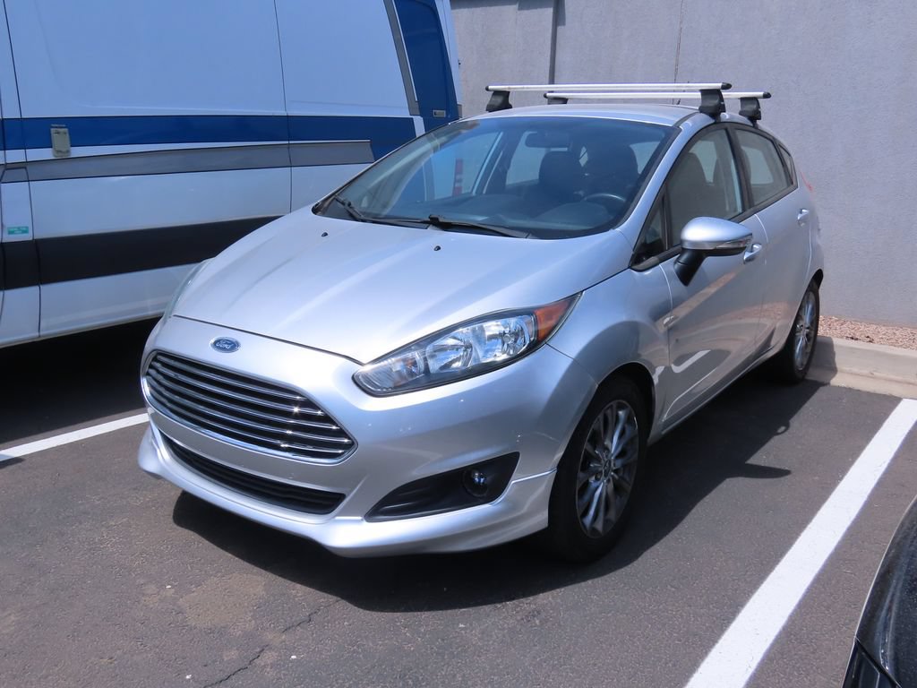 Used 2014 Ford Fiesta SE w/ Equipment Group 201A FWD image 2