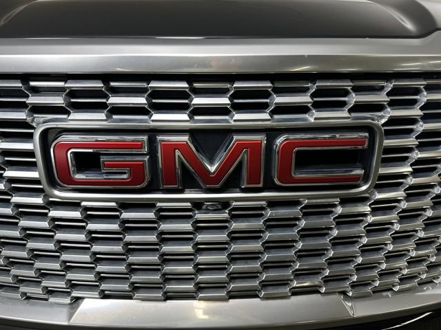 Used 2022 GMC Yukon Denali image 9