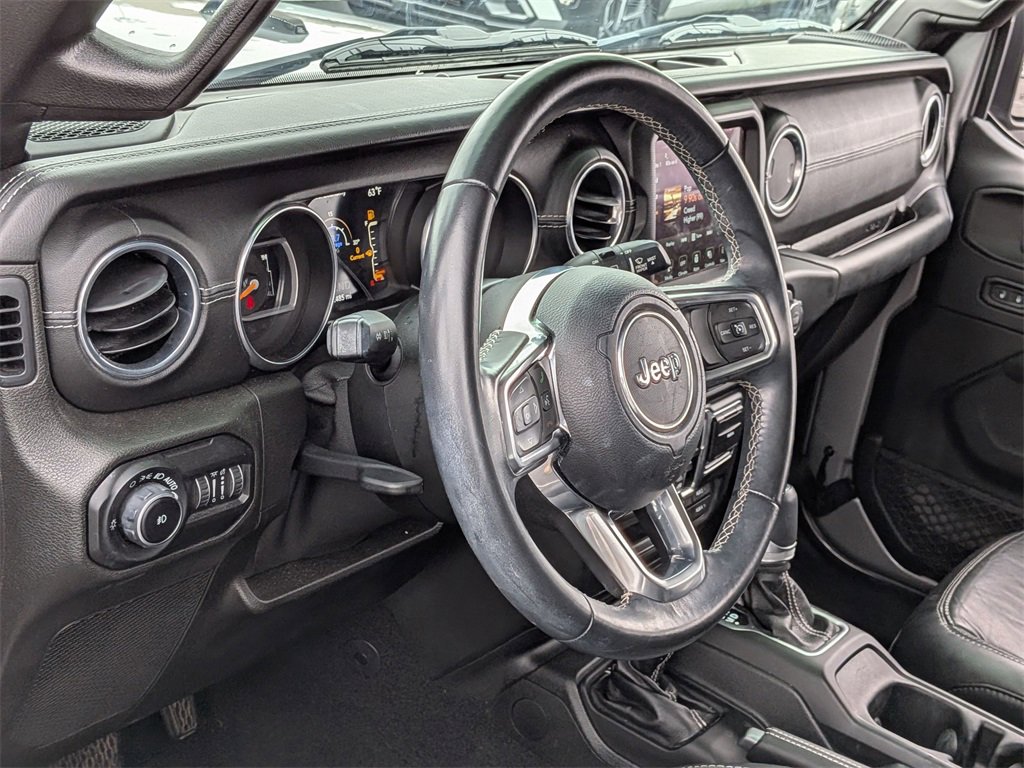Used 2018 Jeep Wrangler Unlimited Sahara image 10