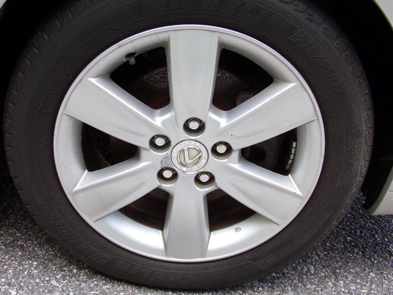 Used 2005 Lexus ES 330 FWD image 14