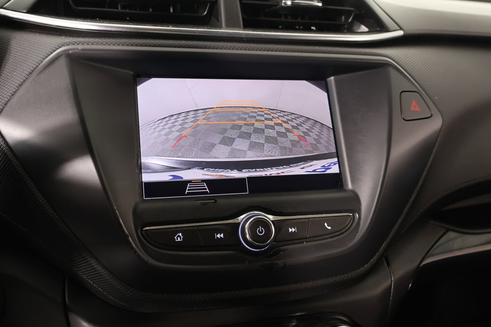 Used 2023 Chevrolet TrailBlazer LT FWD image 6