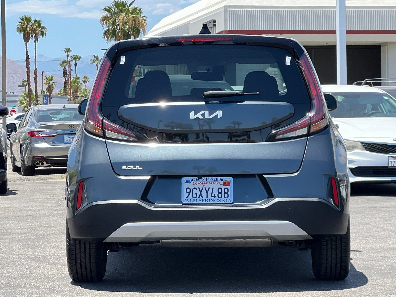Certified 2023 Kia Soul LX w/ LX Technology Package FWD image 4