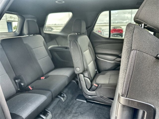 Used 2023 Chevrolet Traverse LT image 33