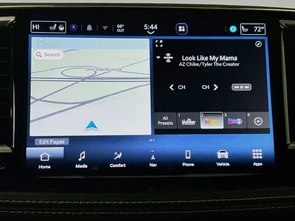 New 2027 Chrysler Pacifica Limited w/ Family Tech Group FWD image 16