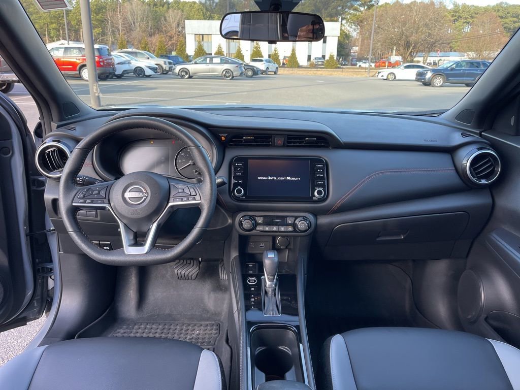 Used 2024 Nissan Kicks SR w/ SR Premium Package image 8