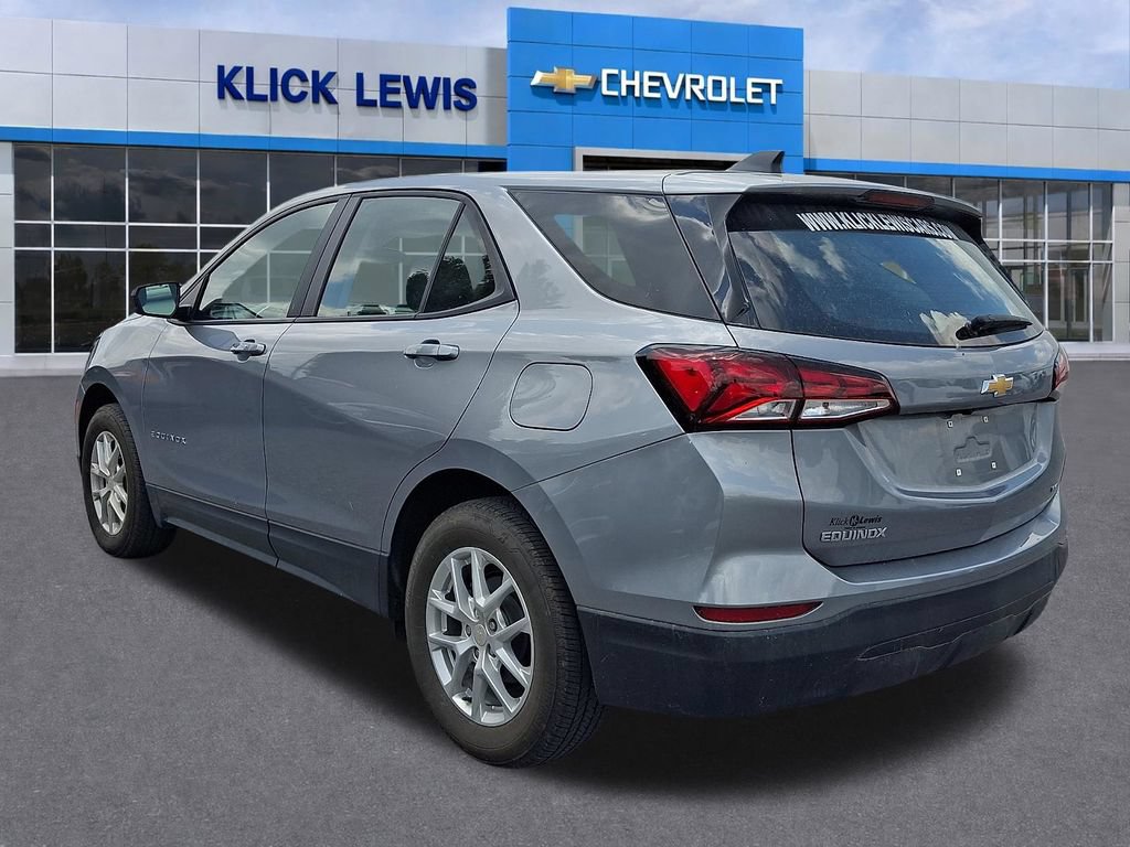 Used 2024 Chevrolet Equinox LS AWD/4WD image 4