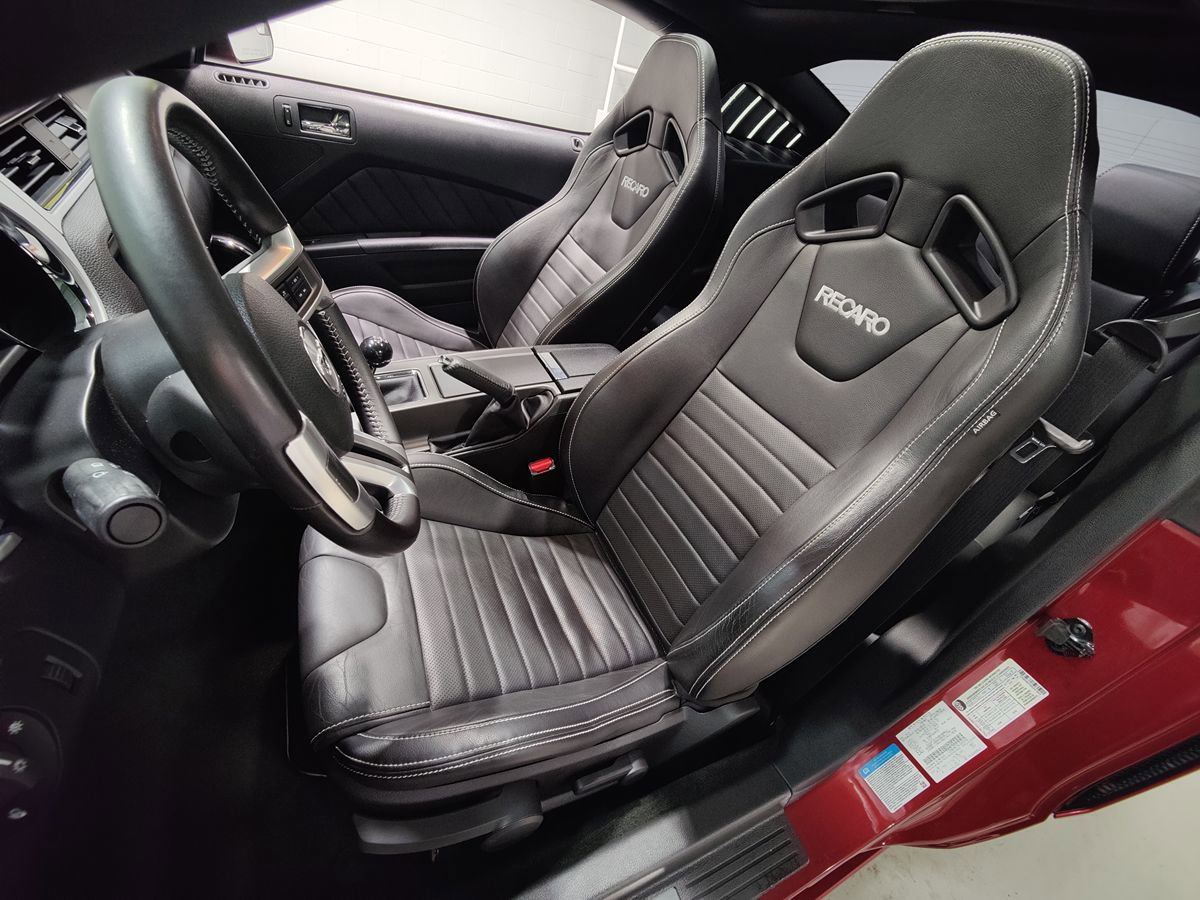Used 2014 Ford Mustang GT w/ Electronics Package RWD image 26