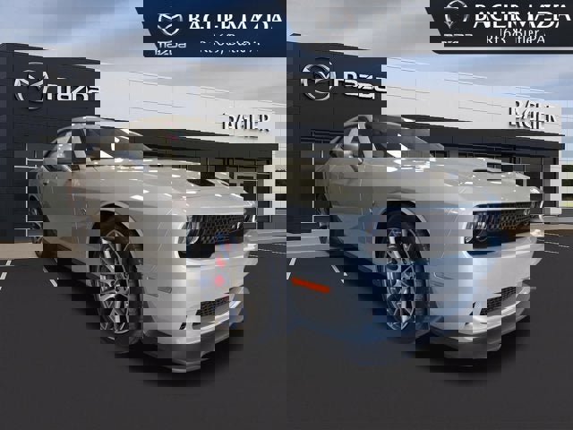 Used 2021 Dodge Challenger SRT Hellcat image 1