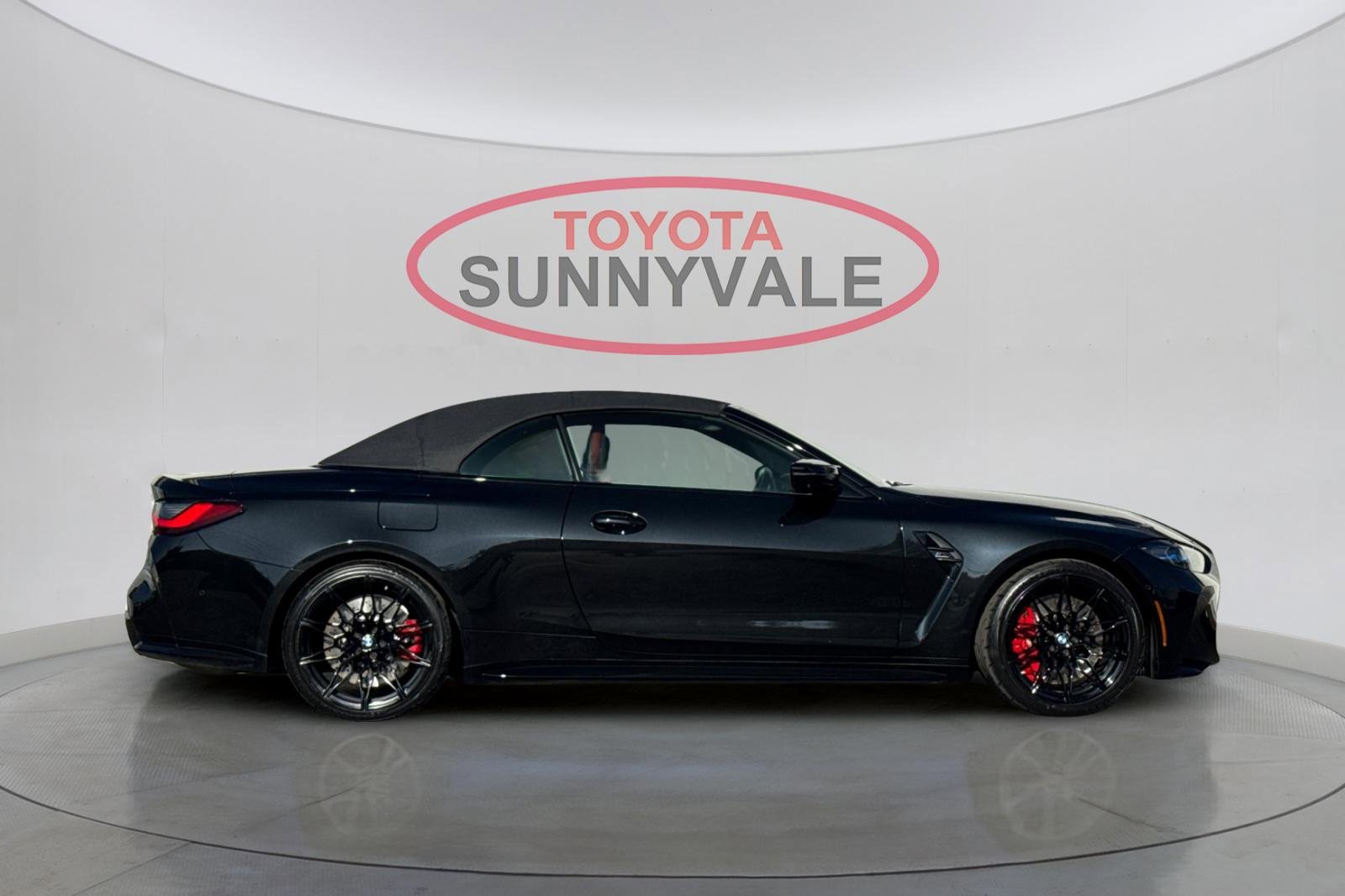 Used 2022 BMW M4 xDrive Competition image 9