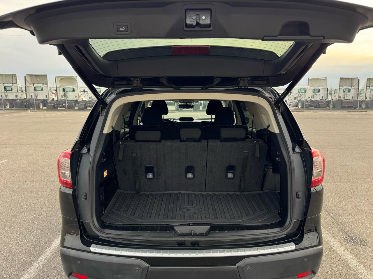 Used 2019 Subaru Ascent Premium w/ Popular Package #3 image 32