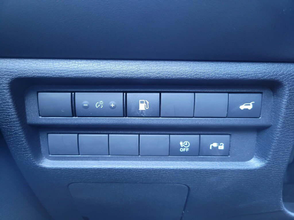 Used 2023 Mitsubishi Outlander SE image 20