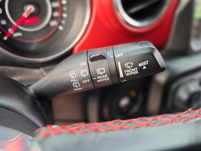 Used 2021 Jeep Wrangler Unlimited Rubicon AWD/4WD image 35