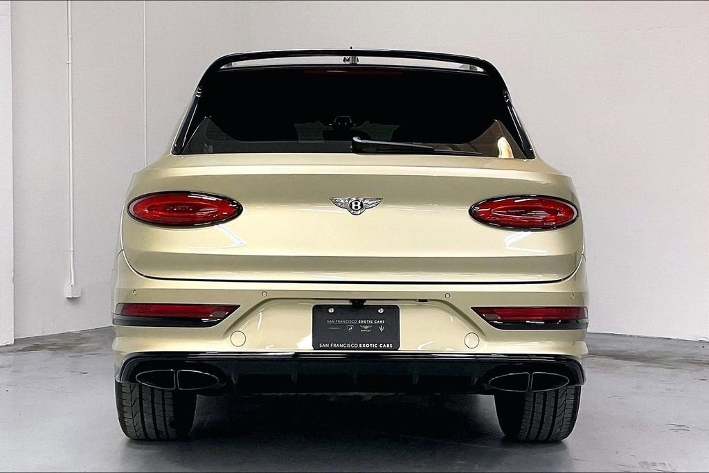 Used 2023 Bentley Bentayga image 5