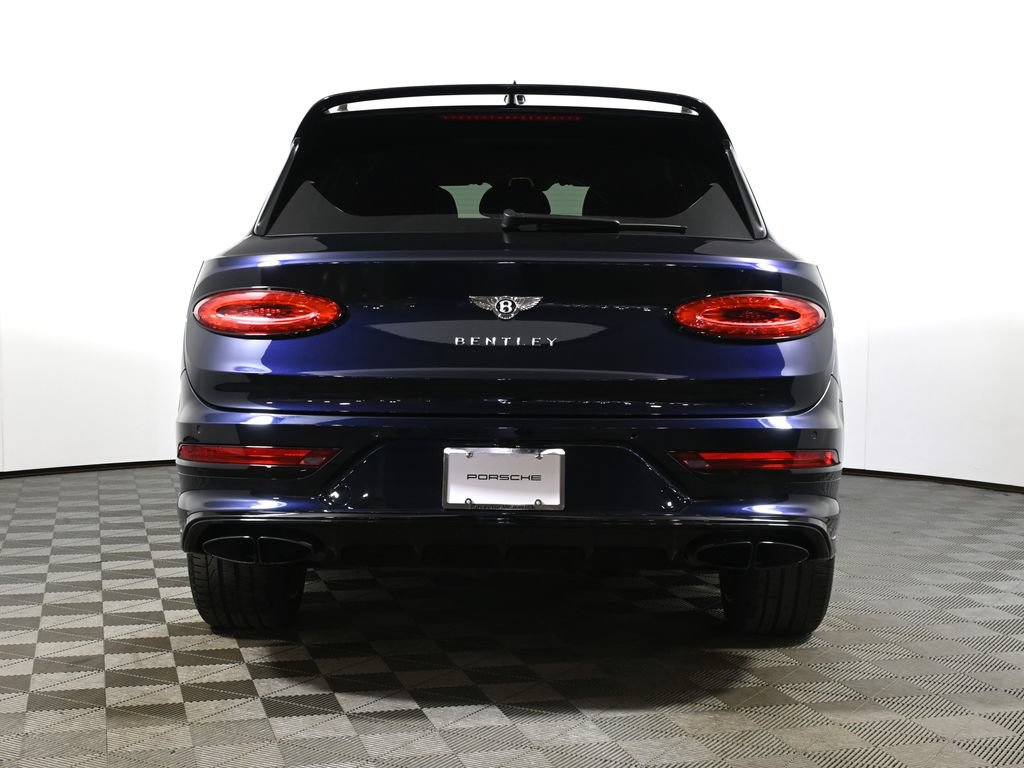 Used 2022 Bentley Bentayga AWD/4WD image 6