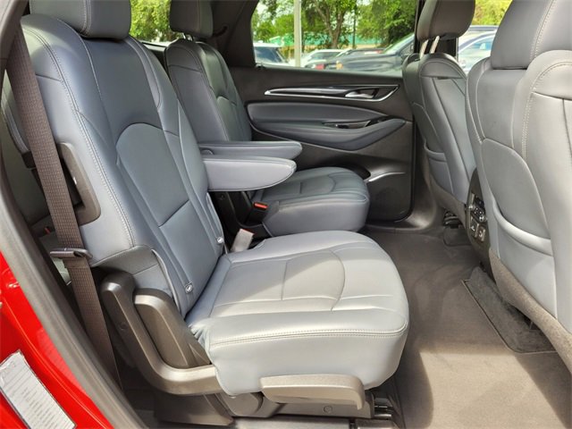 Used 2024 Buick Enclave Premium image 23