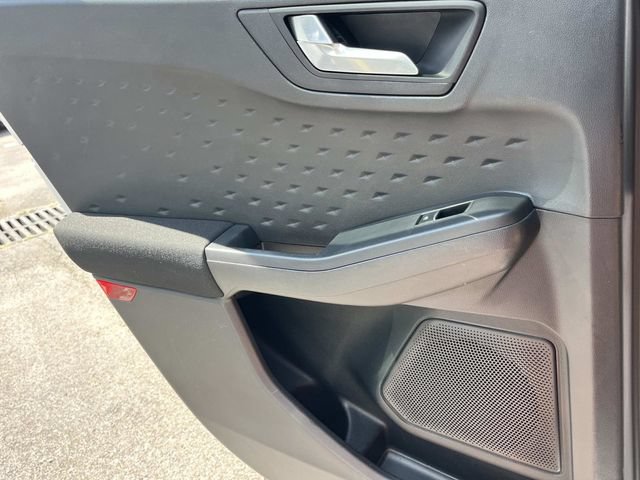 Used 2020 Ford Escape SE FWD image 23