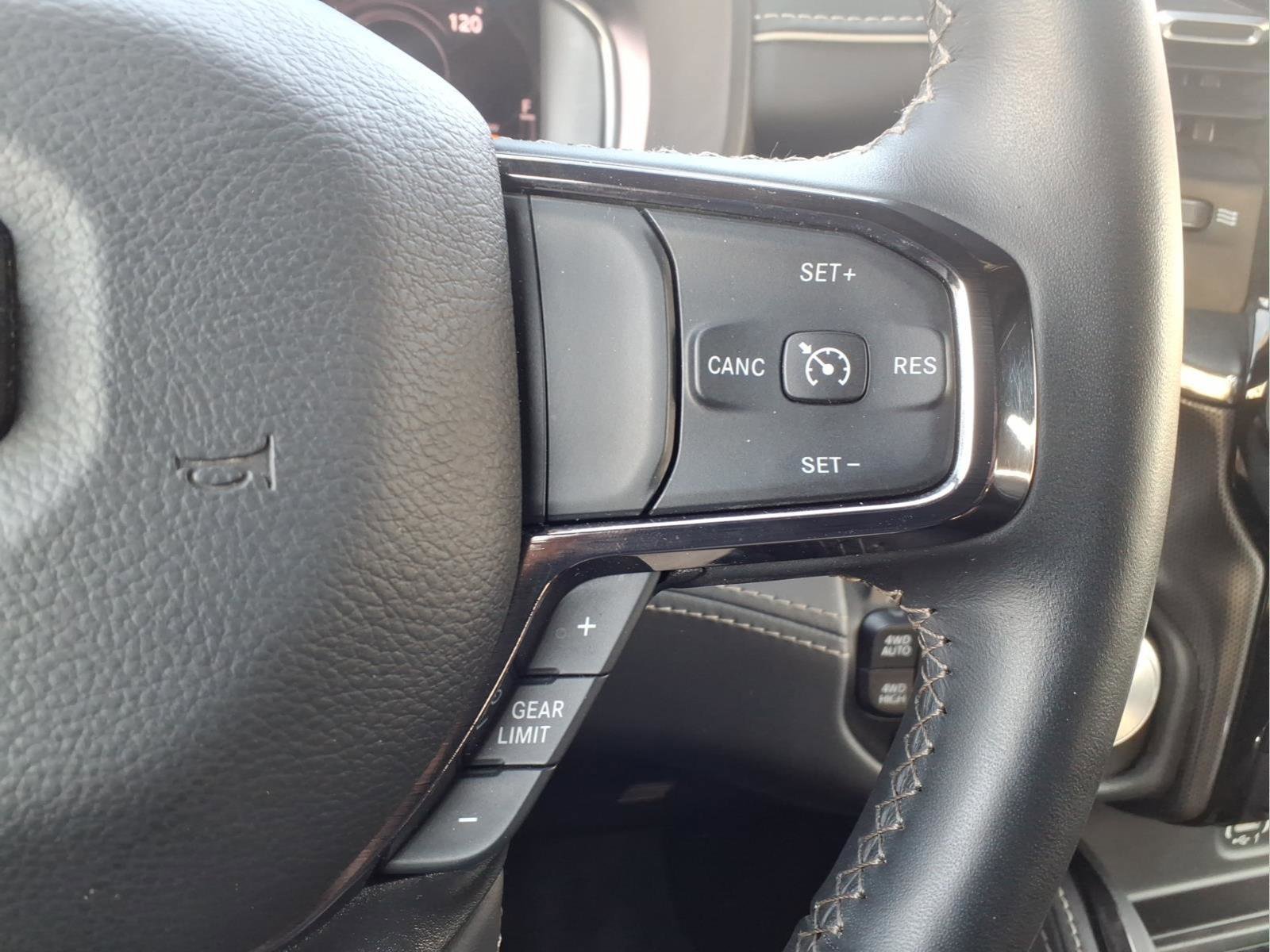 Used 2024 RAM 1500 Limited image 19