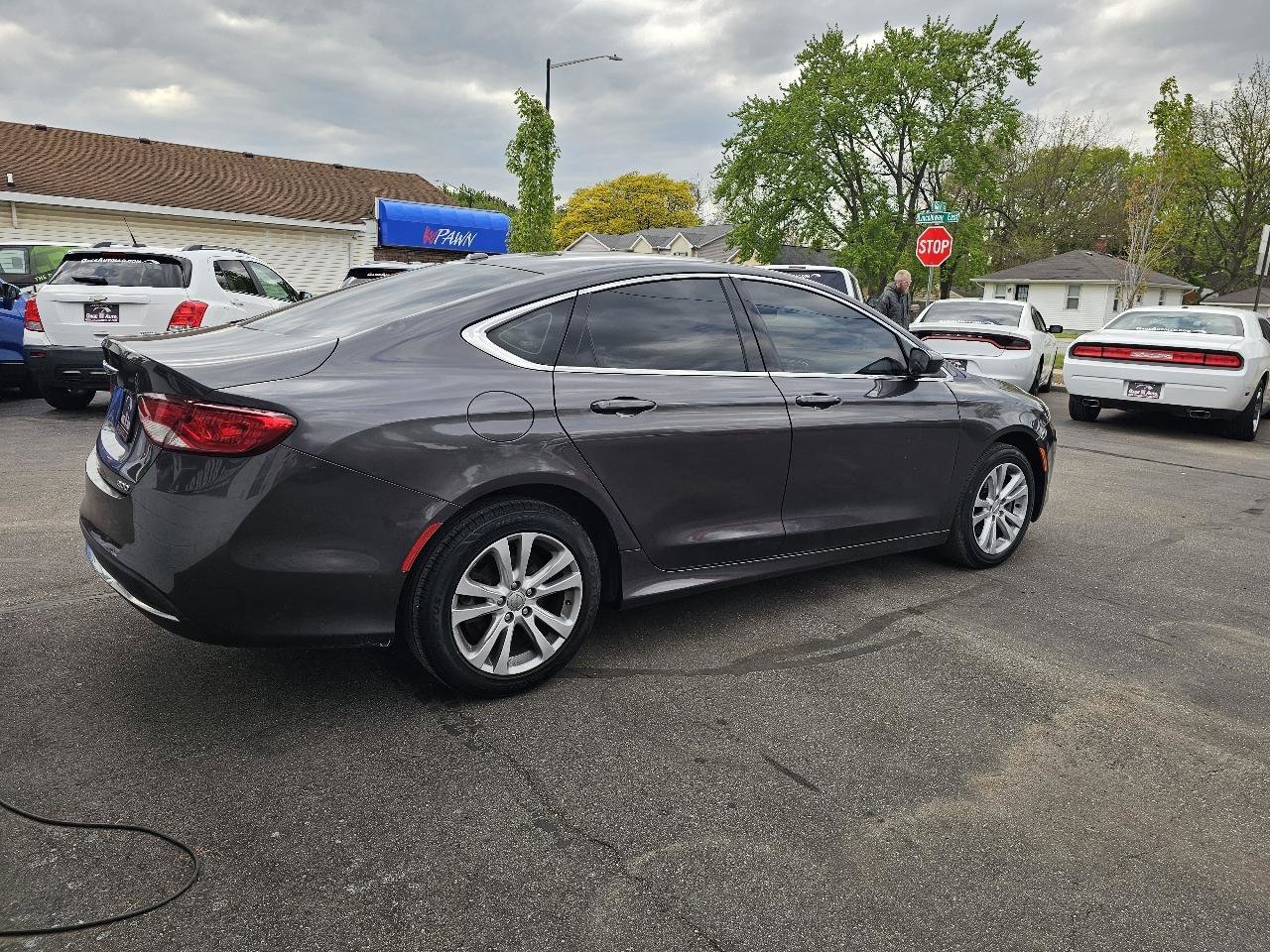 Used 2016 Chrysler 200 Limited w/ Convenience Group FWD image 11