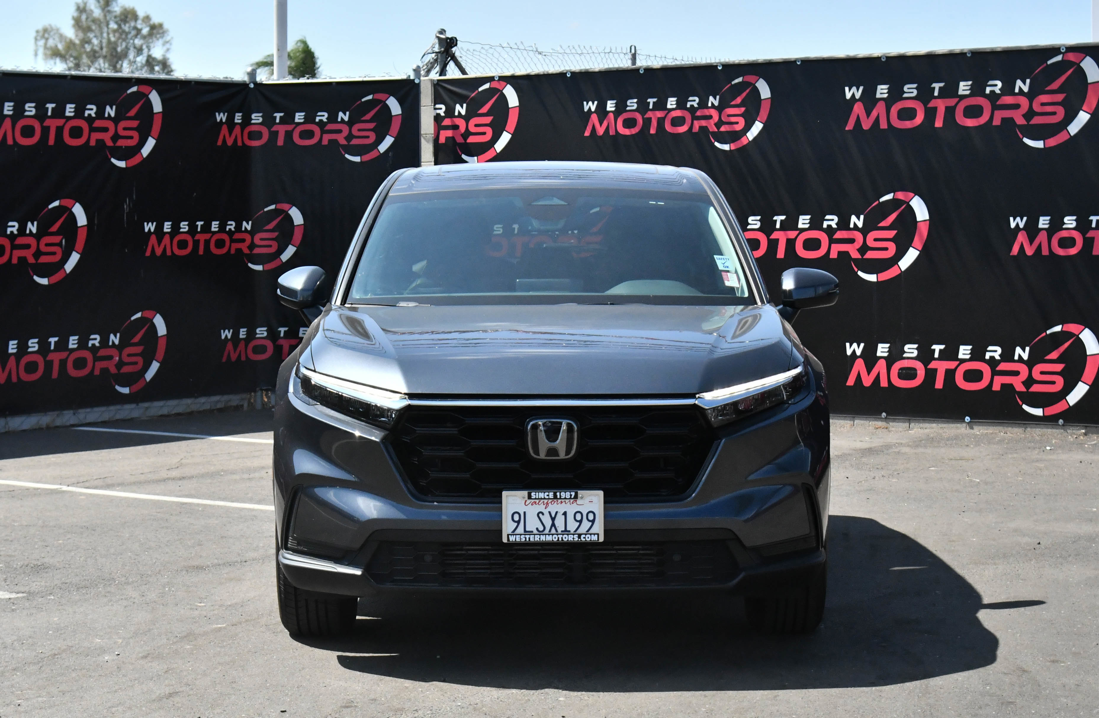 Used 2024 Honda CR-V EX-L image 2