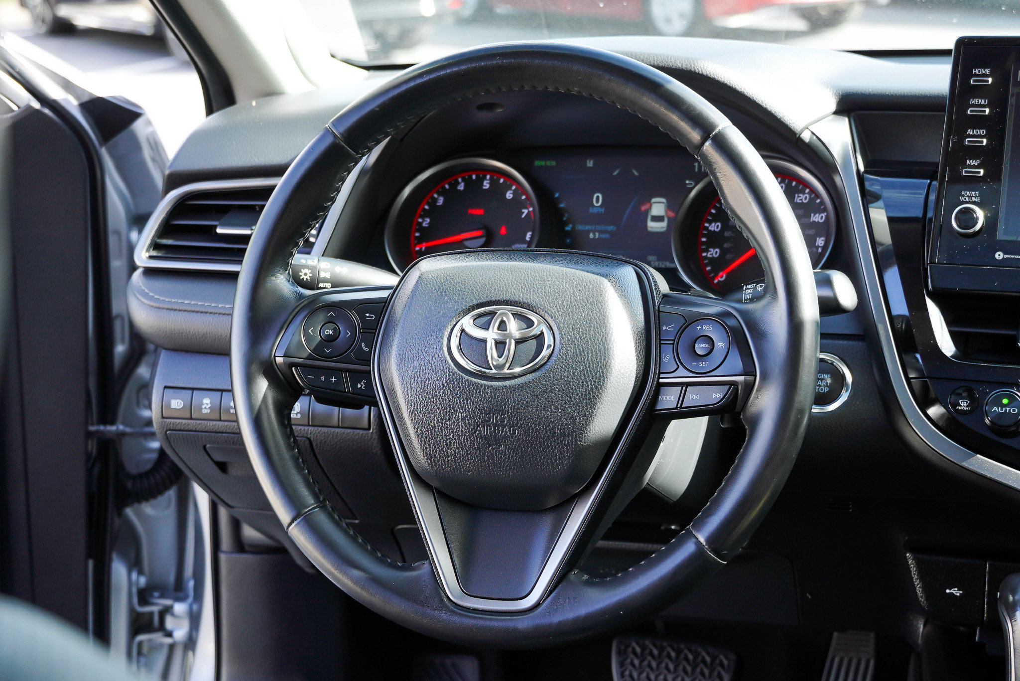 Used 2021 Toyota Camry XSE w/ Navigation Package FWD image 32
