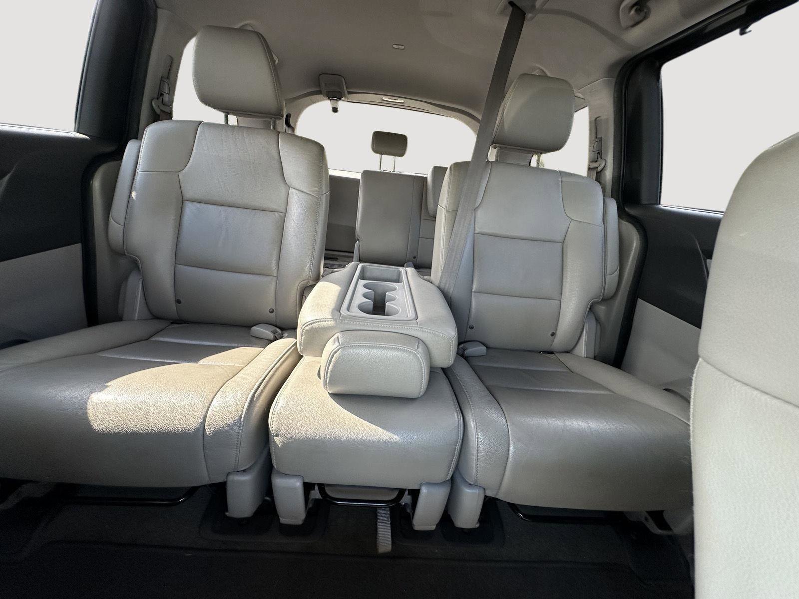 Used 2015 Honda Odyssey EX-L image 54