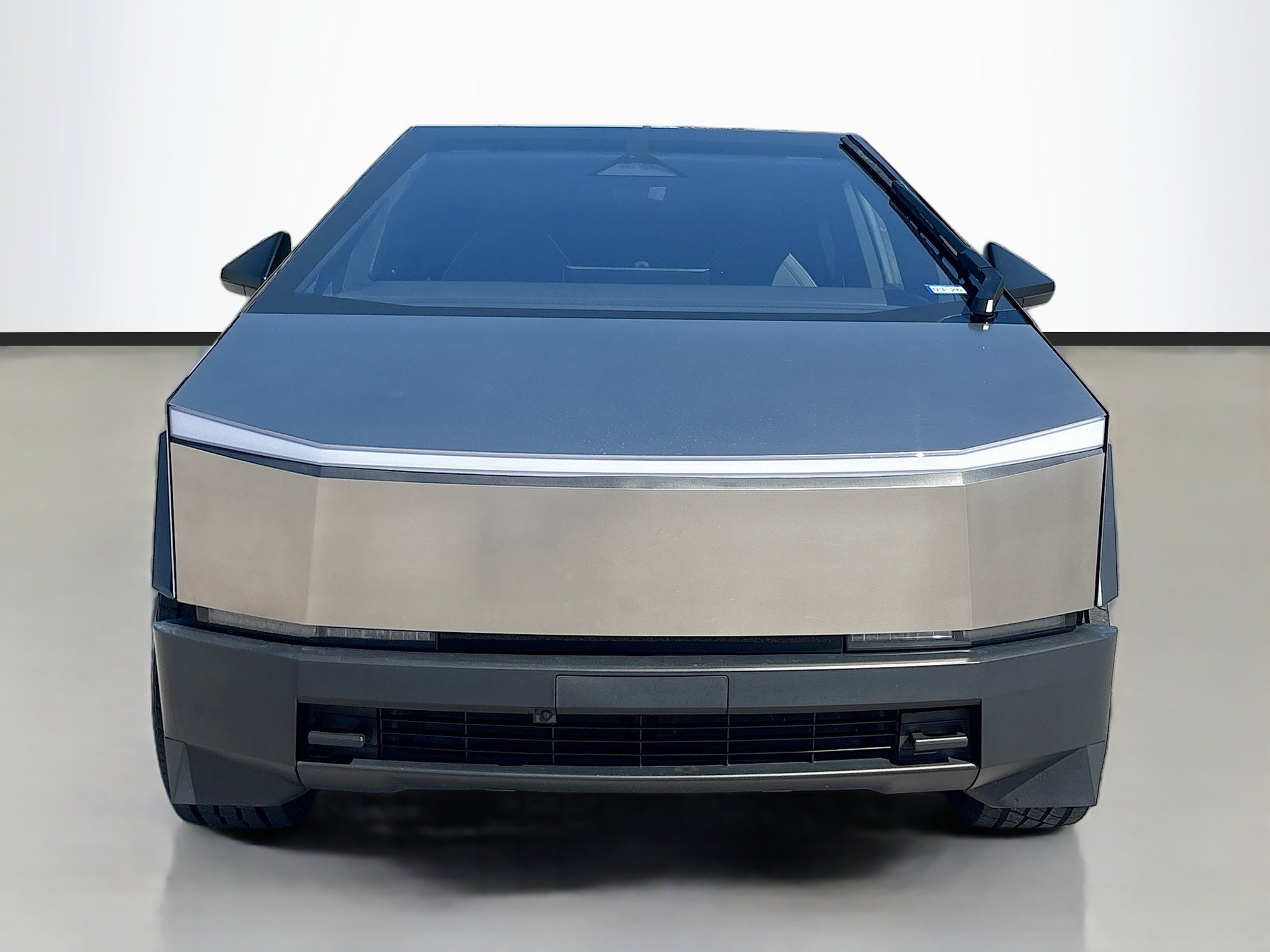 Used 2024 Tesla Cybertruck AWD Crew Cab image 8