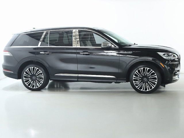 Used 2023 Lincoln Aviator Black Label image 11