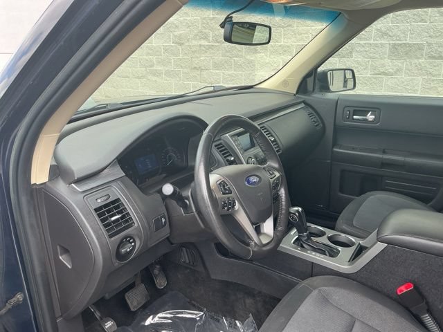 Used 2017 Ford Flex SE FWD image 9
