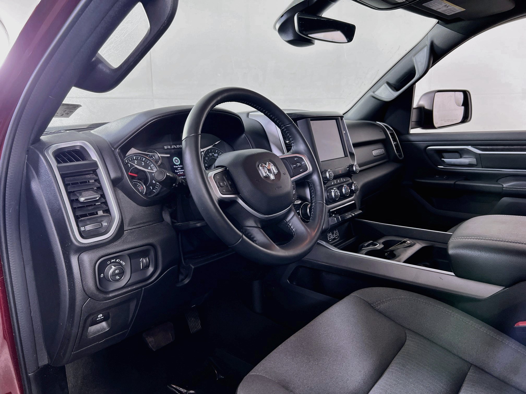 Used 2023 RAM 1500 Big Horn AWD/4WD image 9