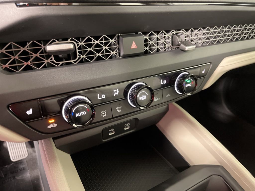 New 2025 Honda Accord SE image 30