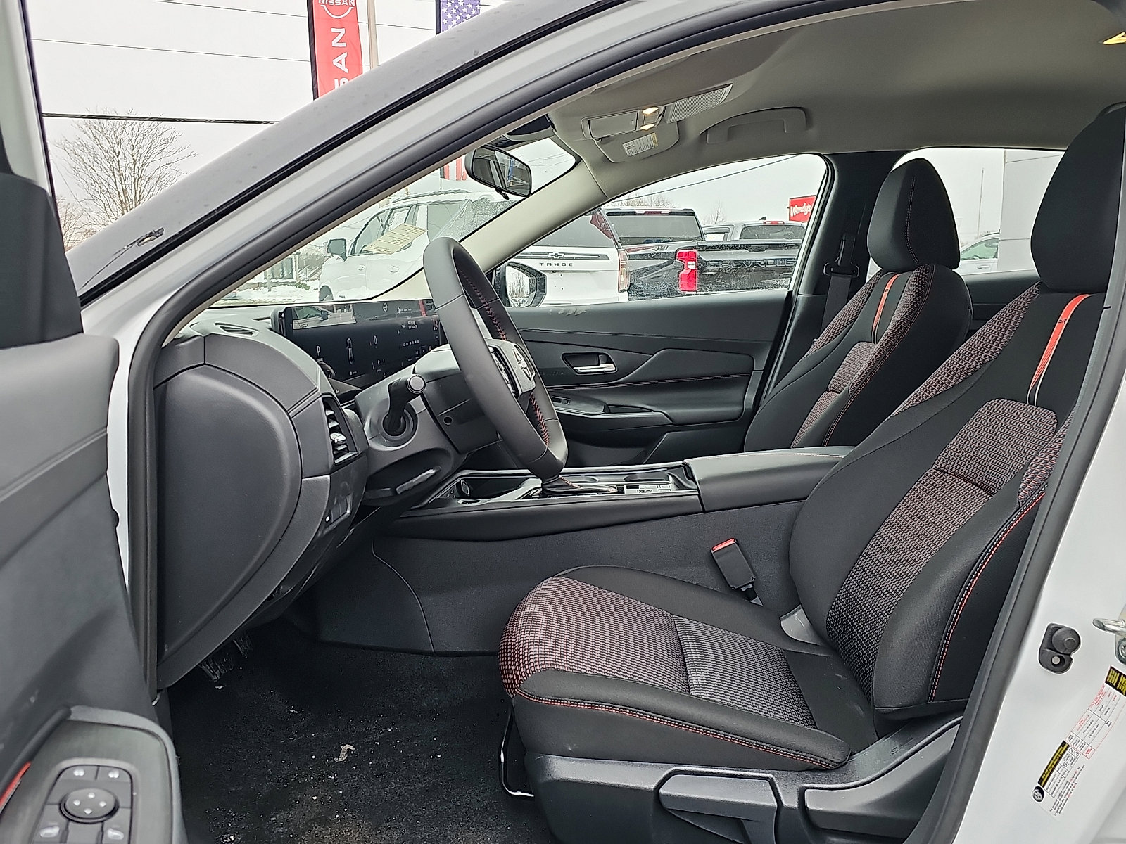 New 2026 Nissan Sentra SR w/ Floor Mat Package image 9
