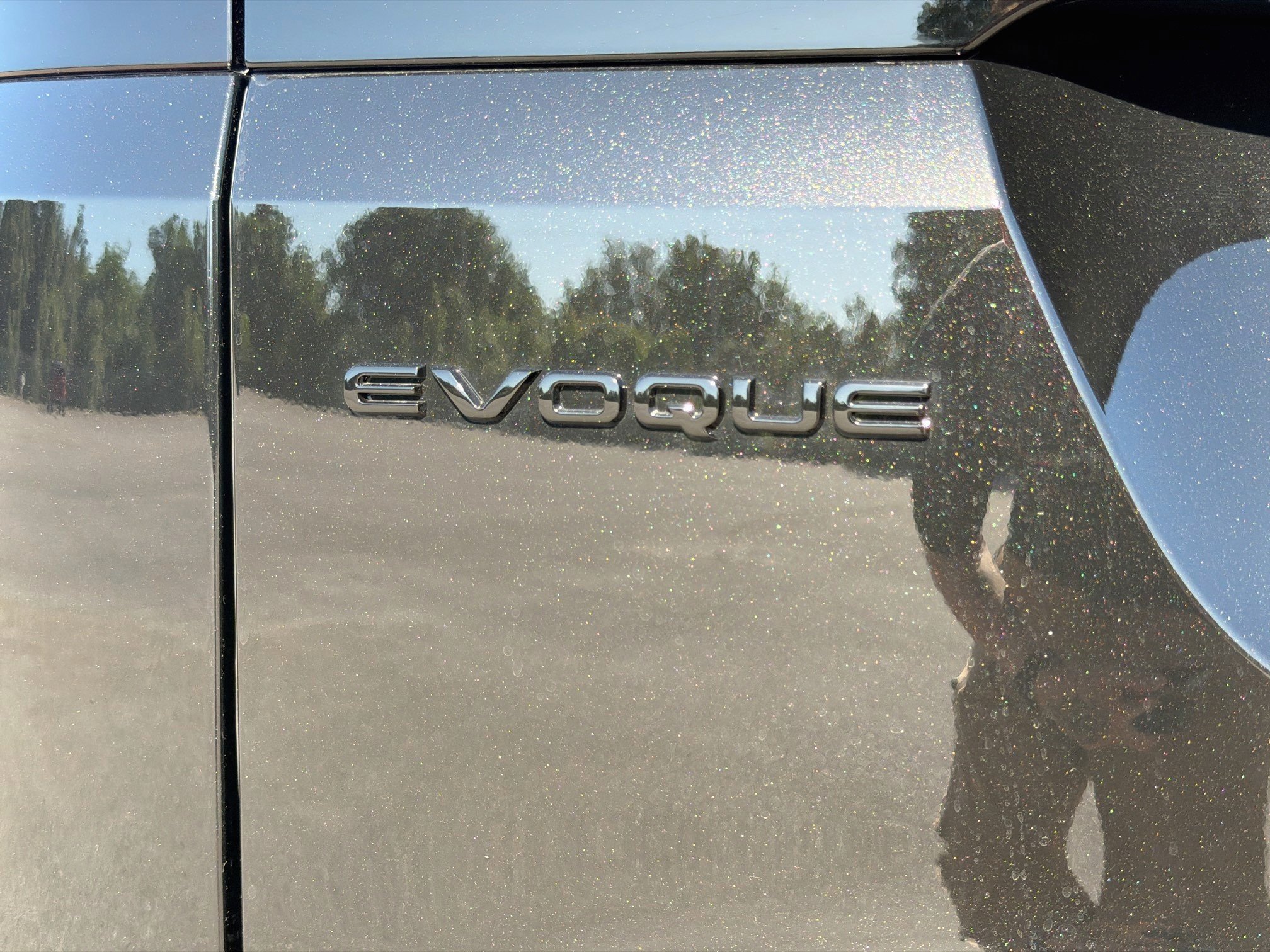 New 2026 Land Rover Range Rover Evoque Hoxton AWD/4WD image 11