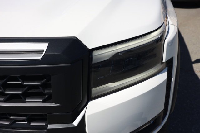 New 2026 Nissan Frontier PRO-4X w/ Pro-4x Convenience Package image 10