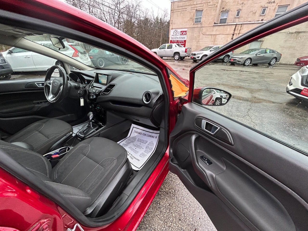 Used 2016 Ford Fiesta SE w/ Equipment Group 201A image 9