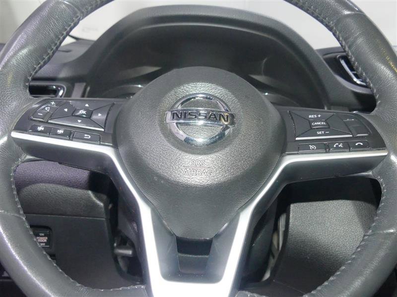 Used 2017 Nissan Rogue SL w/ SL HEV Premium Package AWD/4WD image 32