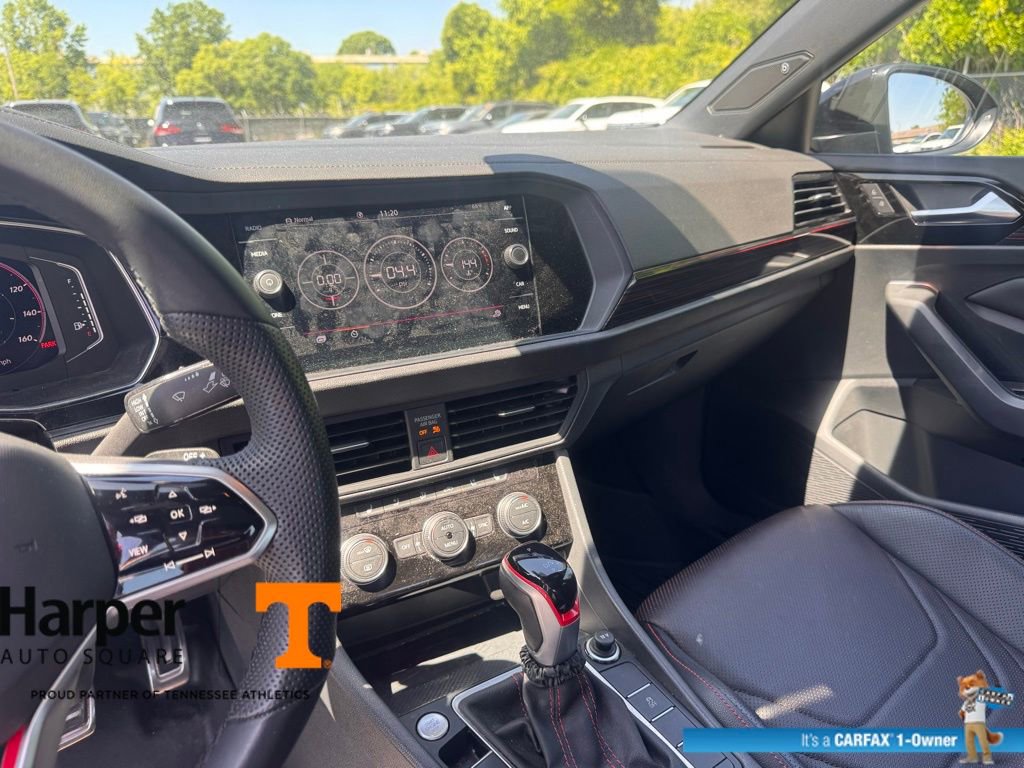 Used 2023 Volkswagen Jetta GLI Autobahn FWD image 16