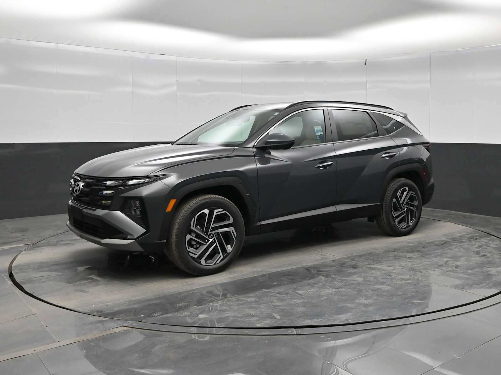 New 2026 Hyundai Tucson SEL Plus AWD/4WD image 1
